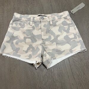 Hudson Lori Peyote Camo Cut off shorts size 28